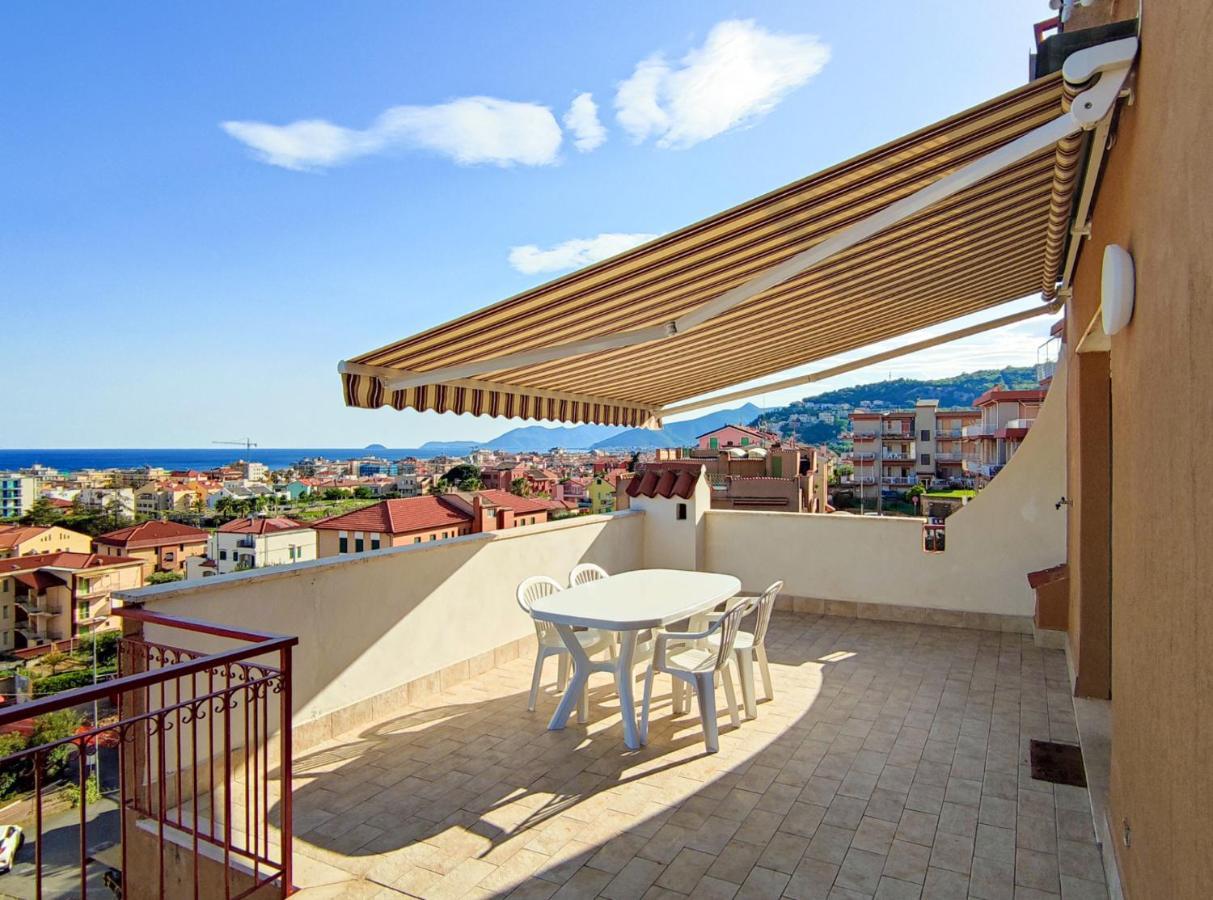 Bella Vista - By Ligooria Διαμέρισμα Pietra Ligure Εξωτερικό φωτογραφία