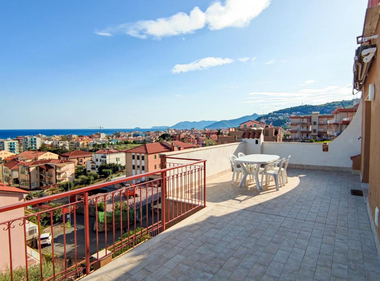 Bella Vista - By Ligooria Διαμέρισμα Pietra Ligure Εξωτερικό φωτογραφία