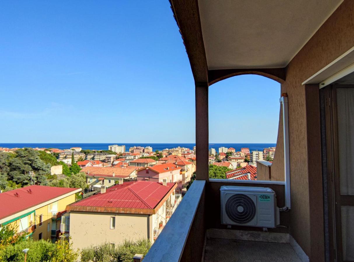 Bella Vista - By Ligooria Διαμέρισμα Pietra Ligure Εξωτερικό φωτογραφία